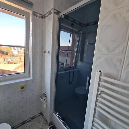 Hexagon Nr 17 גרצי'יבובו